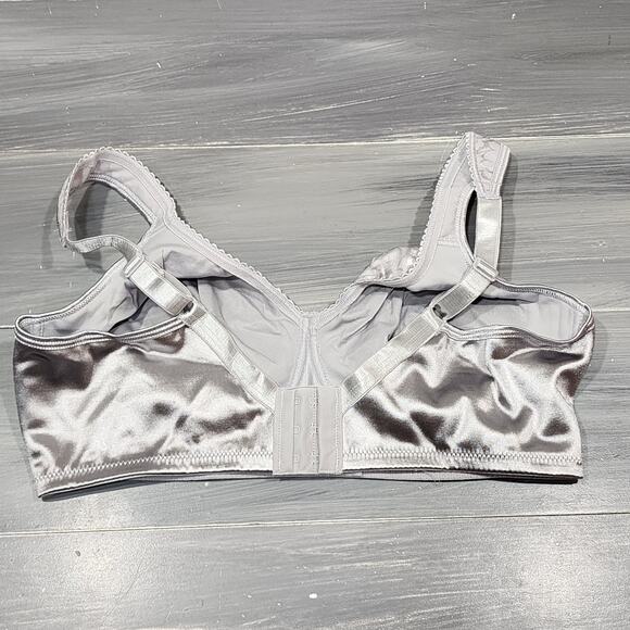 Playtex 4745 18 Hour Bra 38D Ultimate Lift and Support Wireless Bra Crystal Grey - Picture 2 of 11